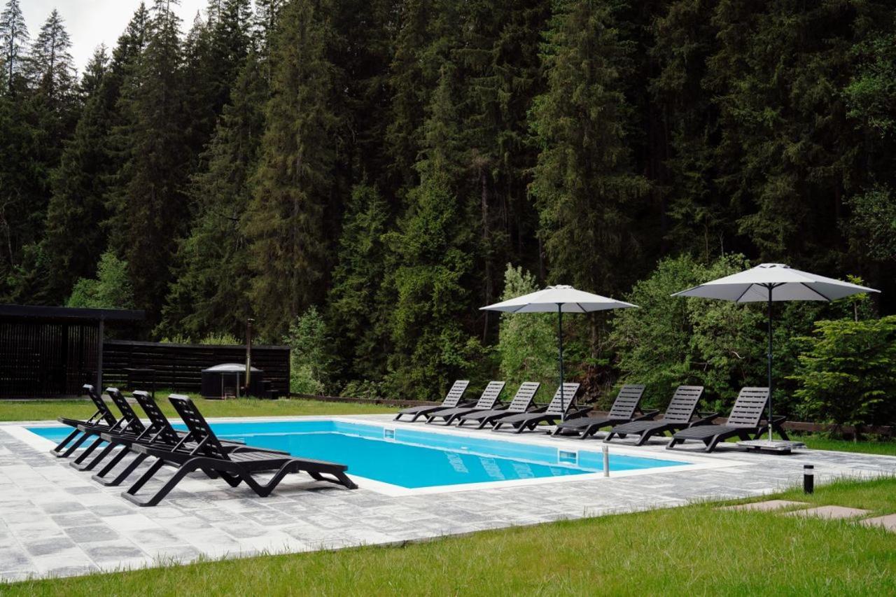 Berghaus Bukovel Villa Luaran gambar