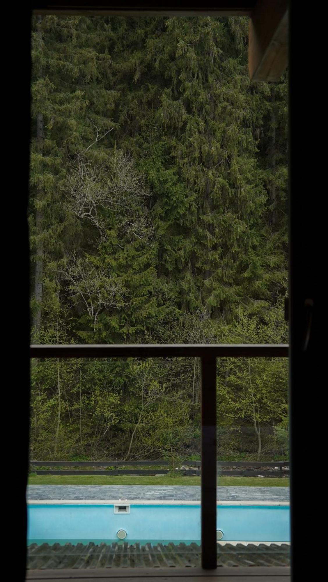 Berghaus Bukovel Villa Luaran gambar